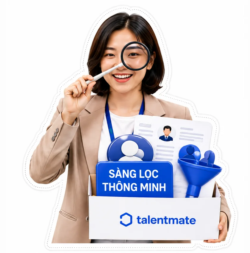 Chuyên viên nữ Talentmate cầm kính lúp và phễu lọc: sàng lọc thông minh